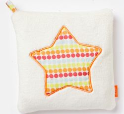 Fehn - Bon Voyage Cherry core pillow, star