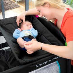 Hauck - Sleep`n Play Center (travel bed or second bed 60x120 cm) Multicolor Black